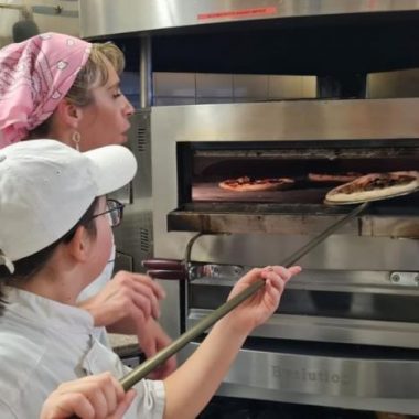 Atelier pizzas avec une championne de France