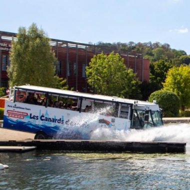 Découverte insolite de Boulogne-Billancourt à bord d’un bus amphibie !